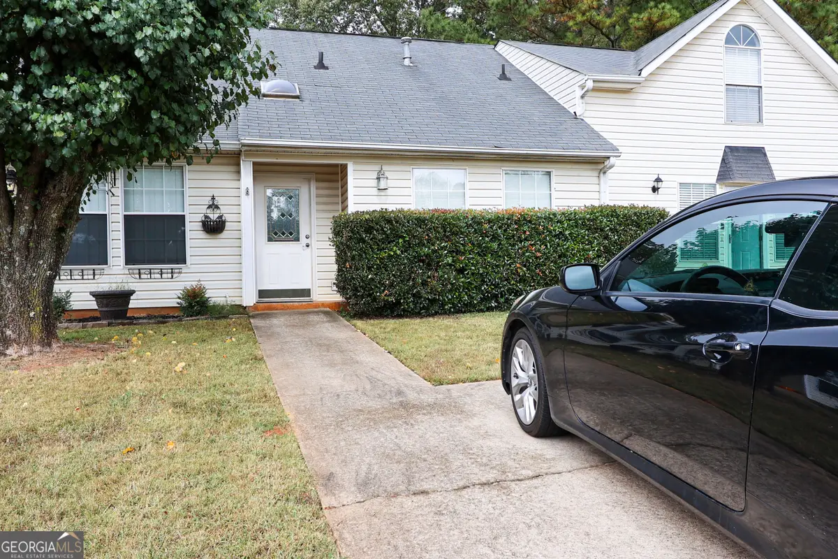 6170 Field Stone Drive, Douglasville, GA 30134 - Image #1