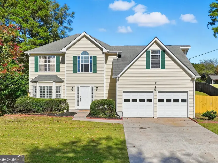 245 Fox Run, Loganville, GA 30052 - Image #2