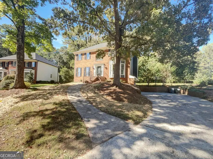 3526 W Hampton Drive Nw, Marietta, GA 30064 - Image #2