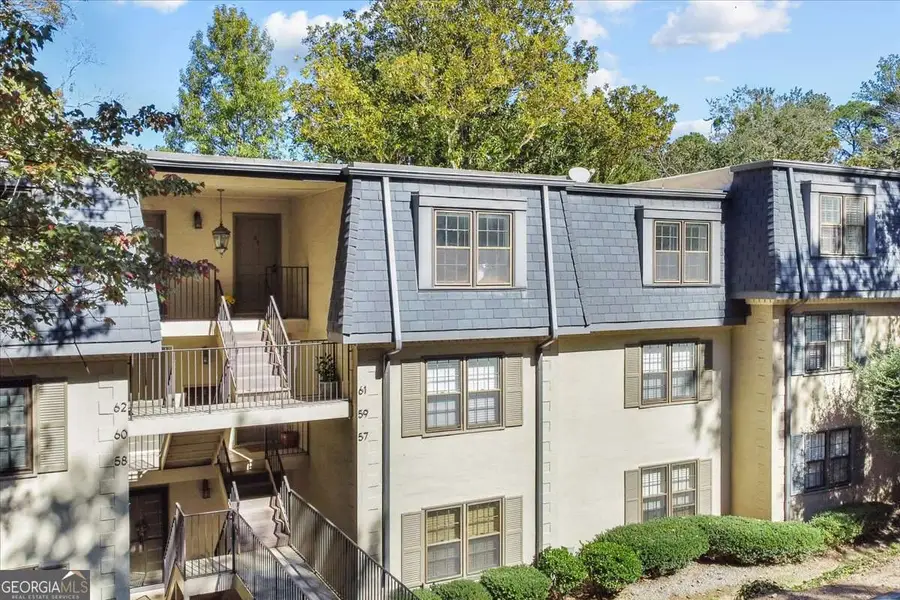 61 Lamsden Lane Nw, Atlanta, GA 30327 - Image #3