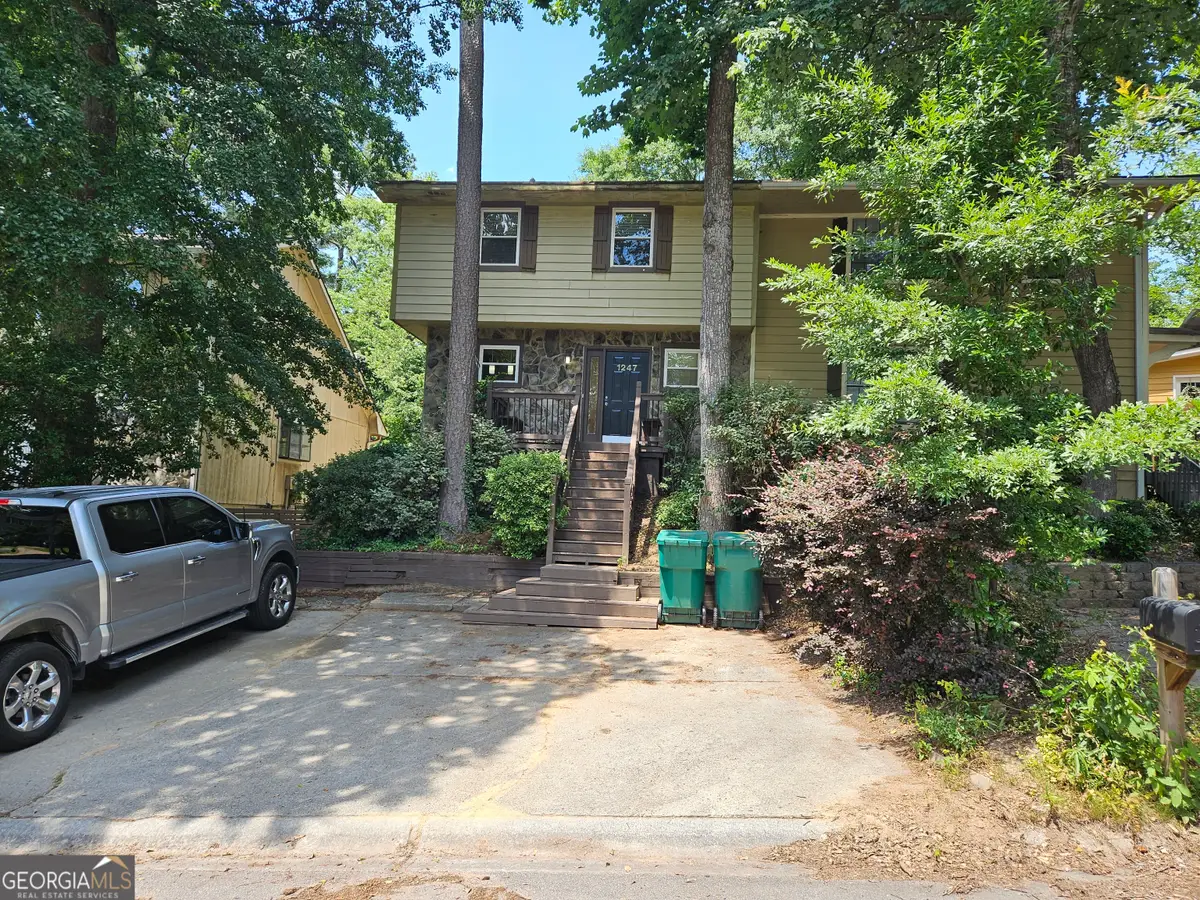 1247 Falling Water Drive Se, Smyrna, GA 30080 - Image #1