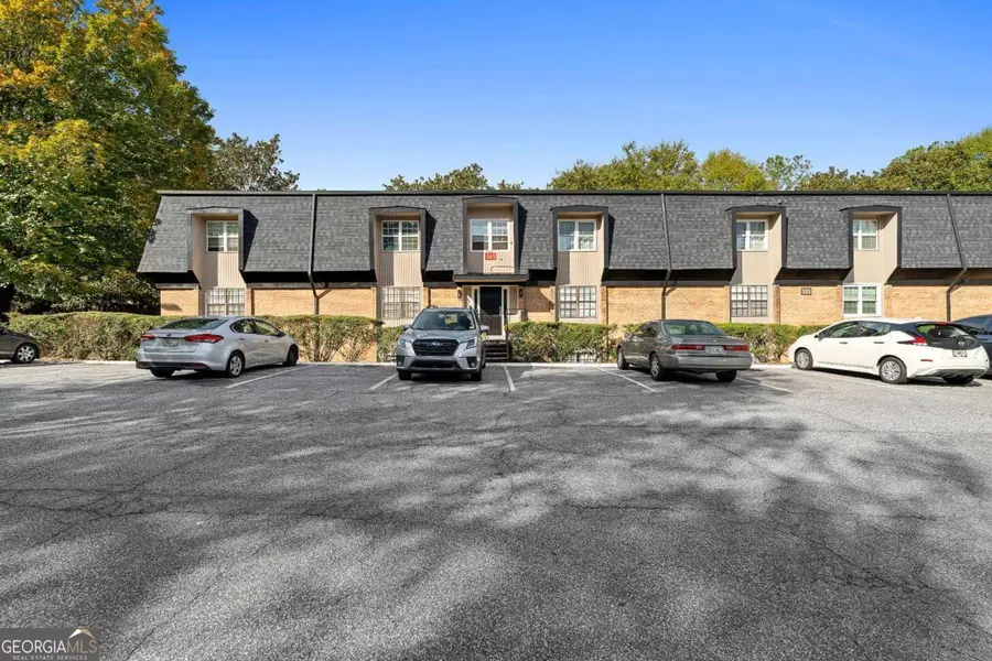 365 Winding River Drive, Atlanta, GA 30350 - Image #3