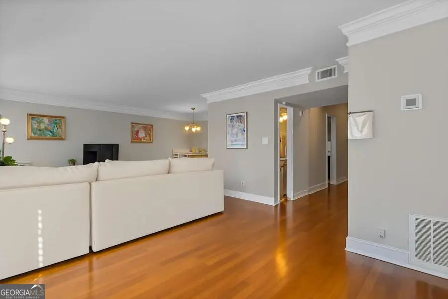 6980 Roswell Road #A8, Atlanta, GA 30328 - Image #3