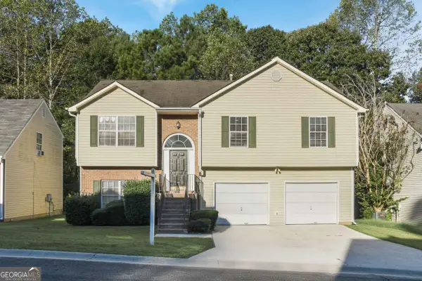 5937 Yellowood Court, Atlanta, GA 30349