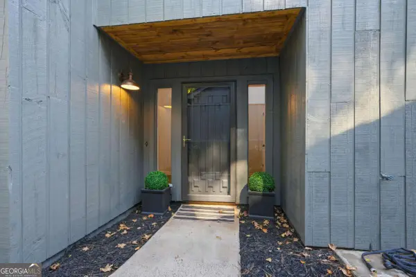 2930 Sawtooth Circle, Alpharetta, GA 30022