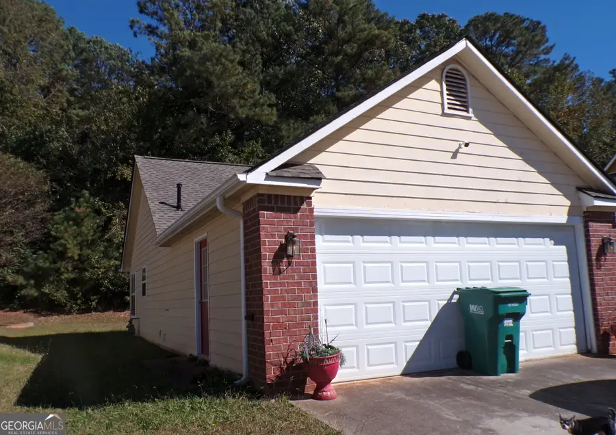7740 Briar Forest Lane, Riverdale, GA 30296 - Image #2