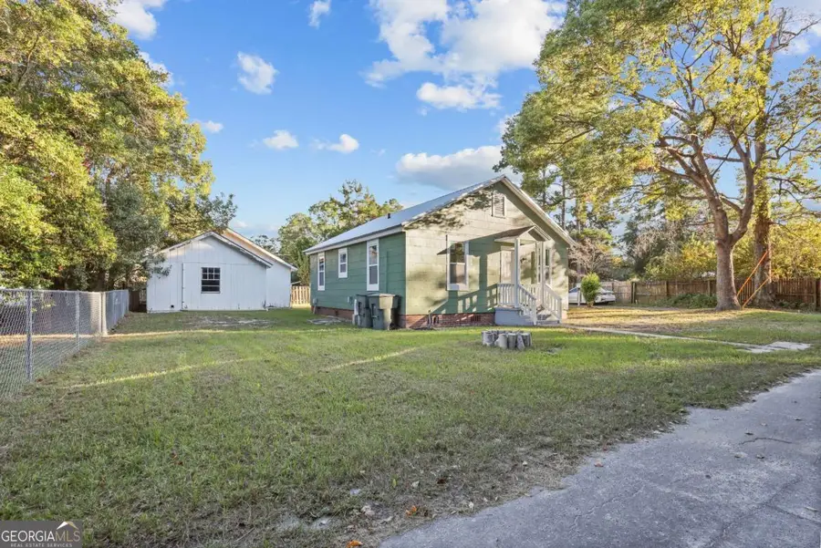 241 S Elm Lane, Jesup, GA 31546 - Image #2