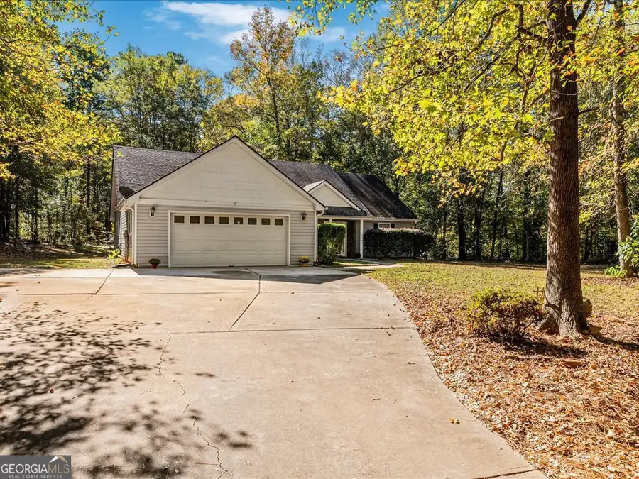 205 Pebble Creek Drive, Covington, GA 30016 - Image #3