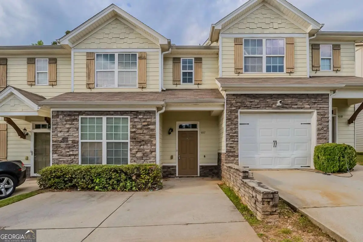 4267 High Park Lane, Atlanta, GA 30344 - Image #1