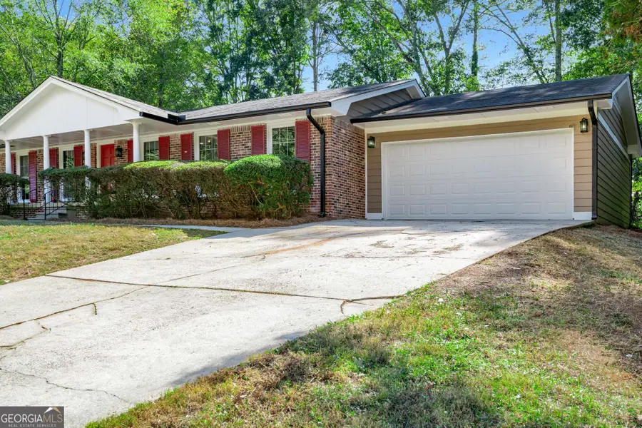 4889 Fairforest Drive, Stone Mountain, GA 30088 - #3