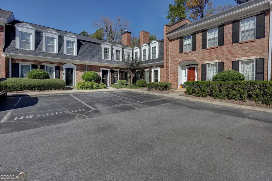 6 Kings Tavern Place Nw, Atlanta, GA 30318 - Image #3