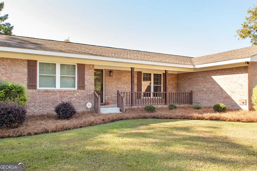 6737 Hacklebarney Road, Blackshear, GA 31516 - Image #2