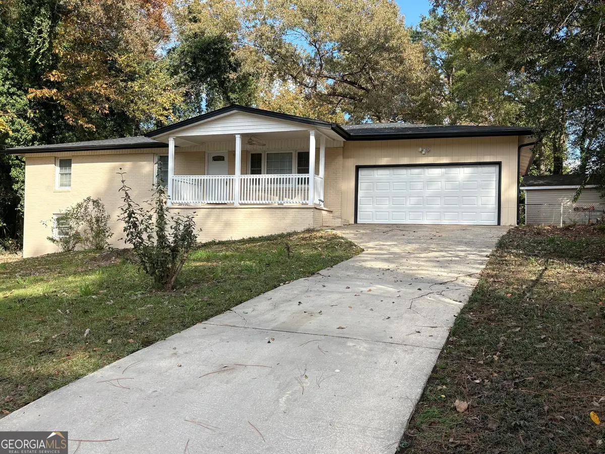 111 Hawthorne Road, Warner Robins, GA 31093 - Image #1