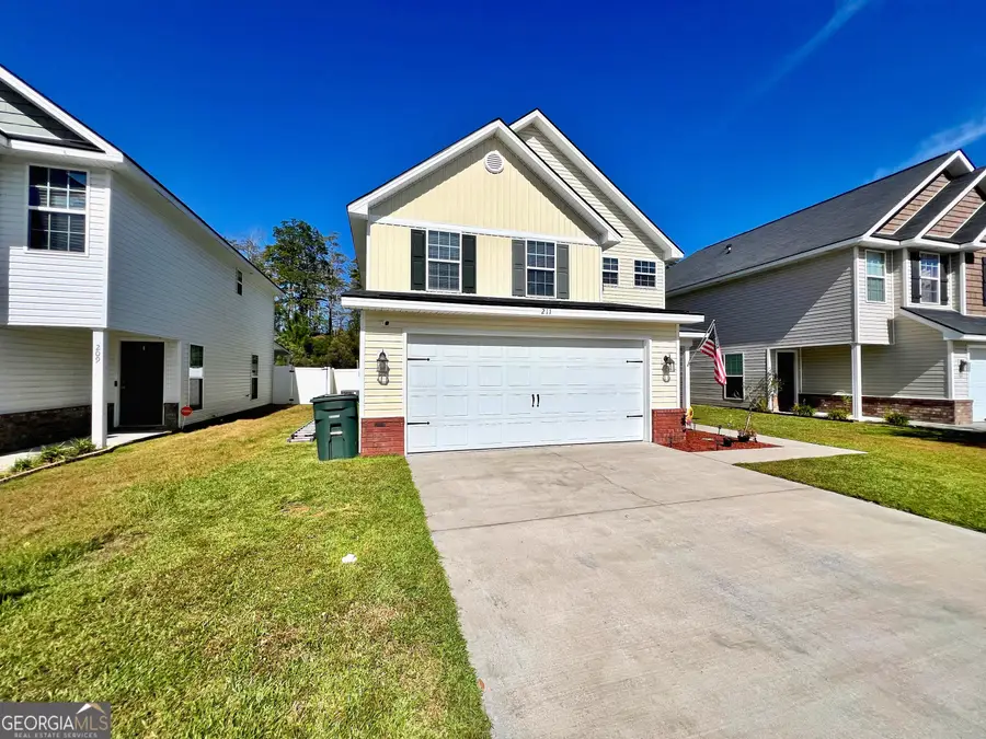 211 Grandview Drive, Hinesville, GA 31313 - Image #2