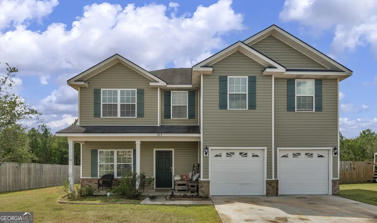 233 Rutledge Drive, Hinesville, GA 31313 - Image #1