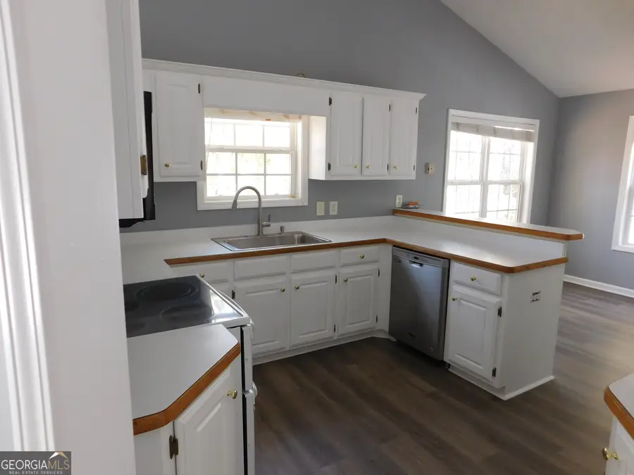 2614 Carolina Court, Bethlehem, GA 30620 - #3