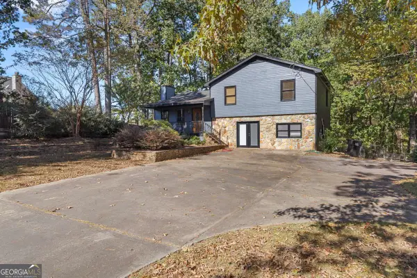 2845 Sardis Drive, Buford, GA 30519