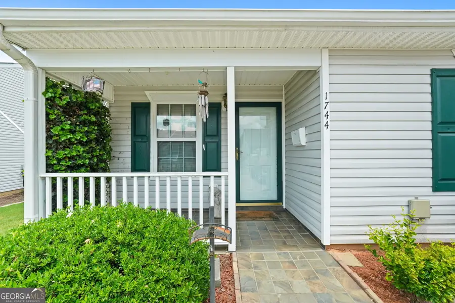 1744 Summerwoods Lane, Griffin, GA 30224 - Image #2