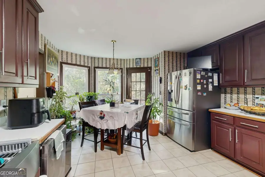 530 Oxford Crest Court, Lawrenceville, GA 30043 - Image #2