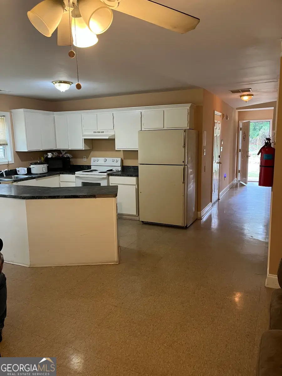 312 Louise Lane #B, Griffin, GA 30223 - Image #2