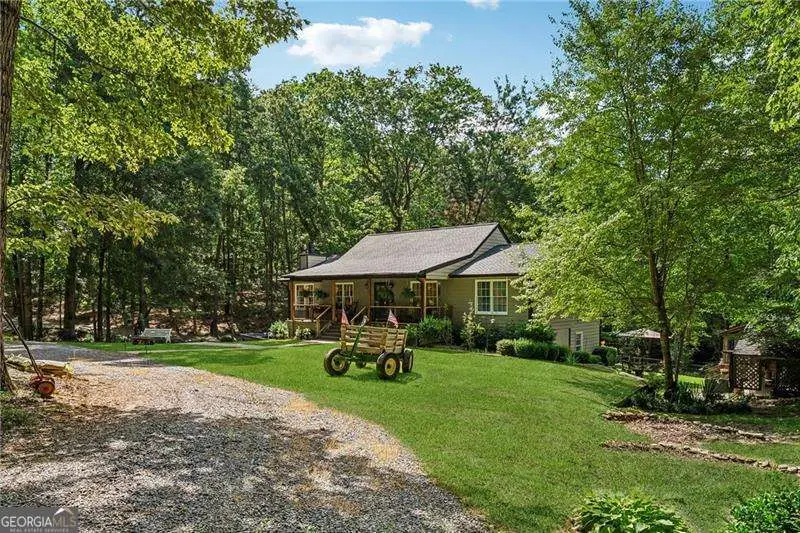 315 Rhine Road Se, White, GA 30184 - Image #2