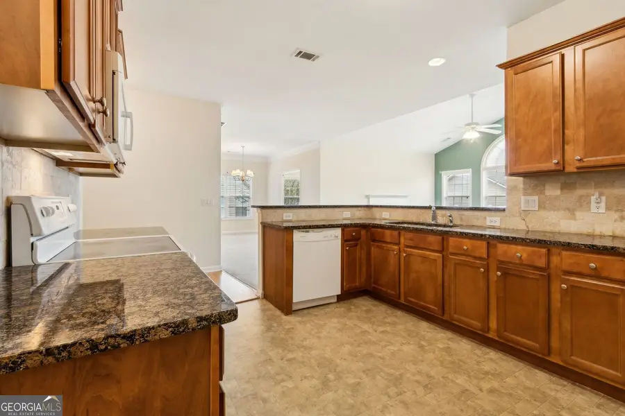 816 Ideal Place, Winder, GA 30680 - Image #3