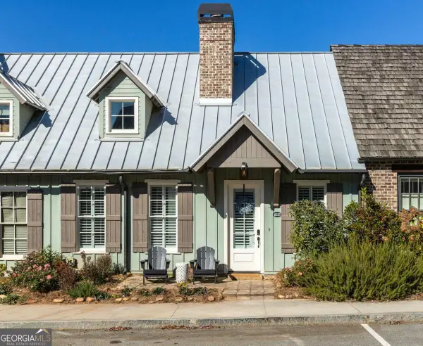 11225 Serenbe Lane, Chattahoochee Hills, GA 30268