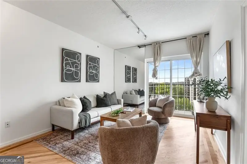 195 14th Street Ne #909, Atlanta, GA 30309 - Image #2