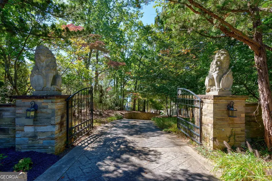 6655 Sweetwater Point, Flowery Branch, GA 30542 - Image #3