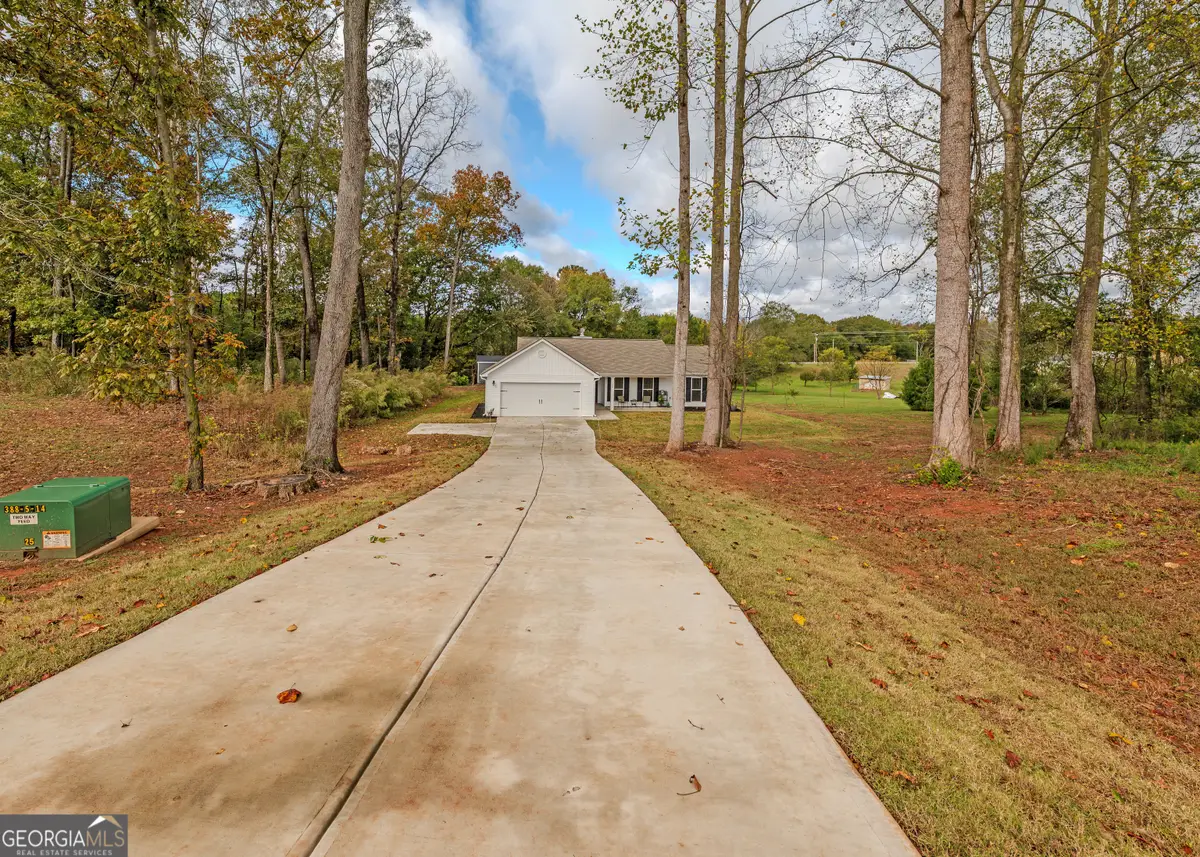 148 Allen Drive, Lavonia, GA 30553 - Image #1