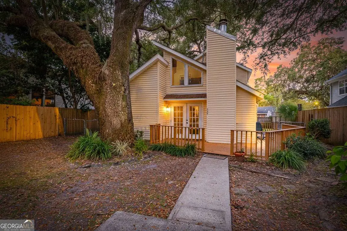 239 Broadway Street, Saint Simons, GA 31522 - Image #1