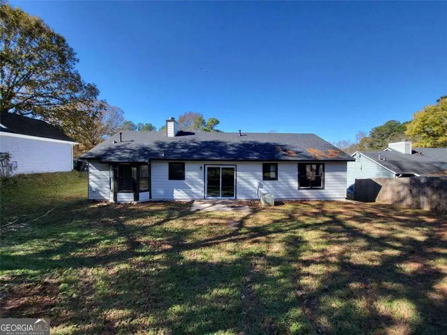 915 Fox Valley Court, Stone Mountain, GA 30088 - #2