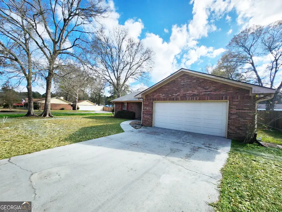 157 W Peach Avenue, Kingsland, GA 31548 - #2