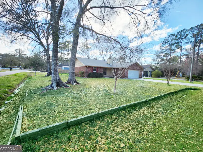 157 W Peach Avenue, Kingsland, GA 31548 - #3