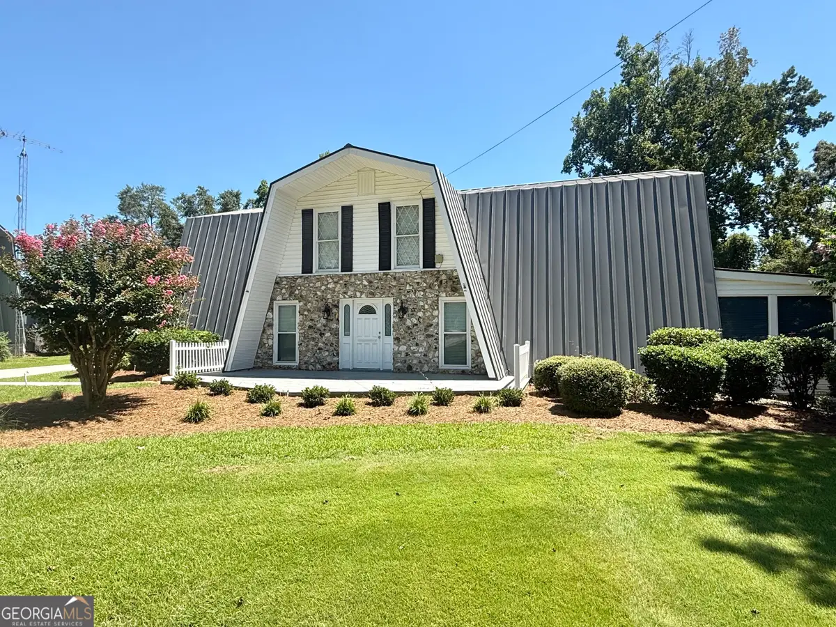 556 Flowers Drive, Blakely, GA 39823 - Image #1