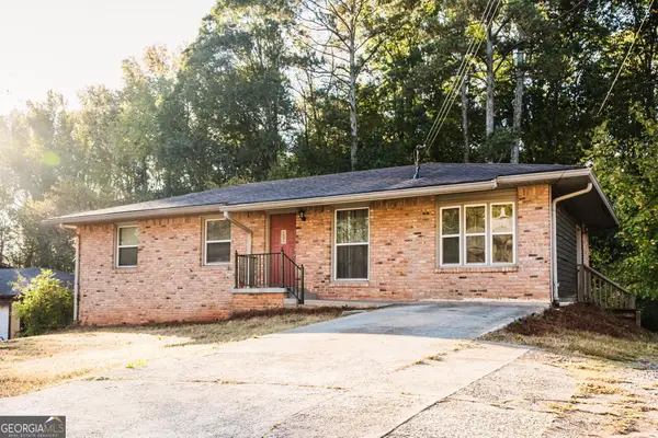 893 Slash Pine Road, Forest Park, GA 30297