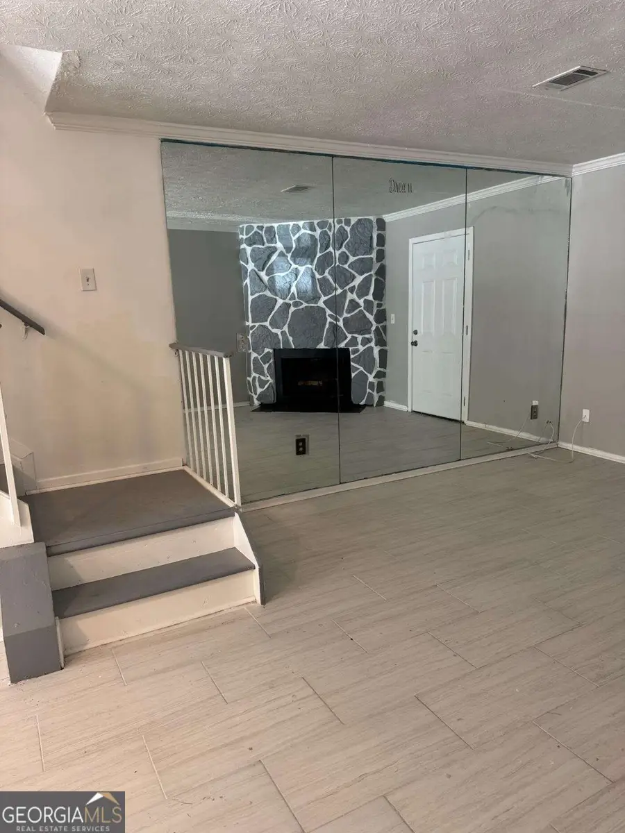 465 Prince Of Wales, Stone Mountain, GA 30083 - Image #2