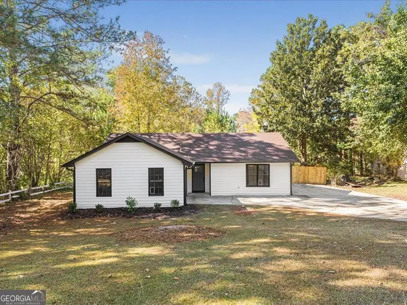 7417 Fernwood Drive, Riverdale, GA 30296 - Image #1