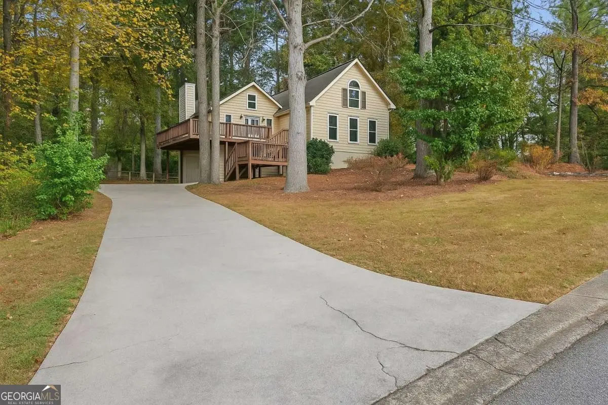2899 Emerald Lane, Acworth, GA 30102 - Image #1