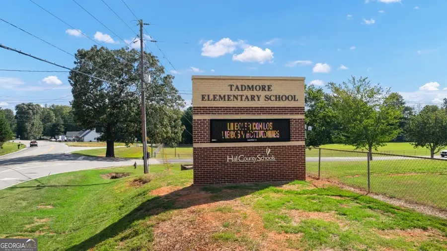 2911 Daxton Lane, Gainesville, GA 30507 - Image #2