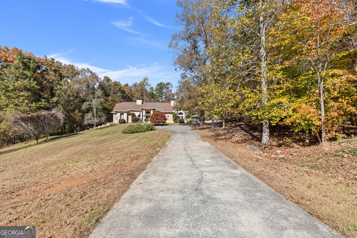 593 Cross Creek Drive, Toccoa, GA 30577 - Image #1