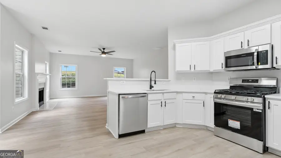 818 Pond View Court, Sugar Hill, GA 30518 - #3