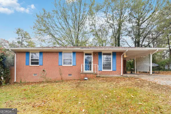 913 Longleaf Drive, Forest Park, GA 30297