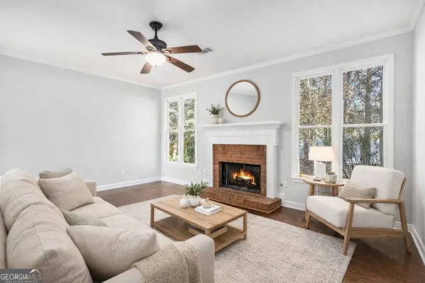 5090 Verbena Drive Nw, Acworth, GA 30102