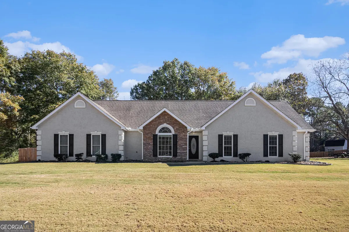 102 Foxdale Drive, Lagrange, GA 30240 - #1