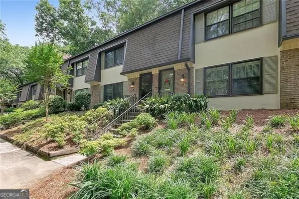 8 Arpege Way Nw, Atlanta, GA 30327