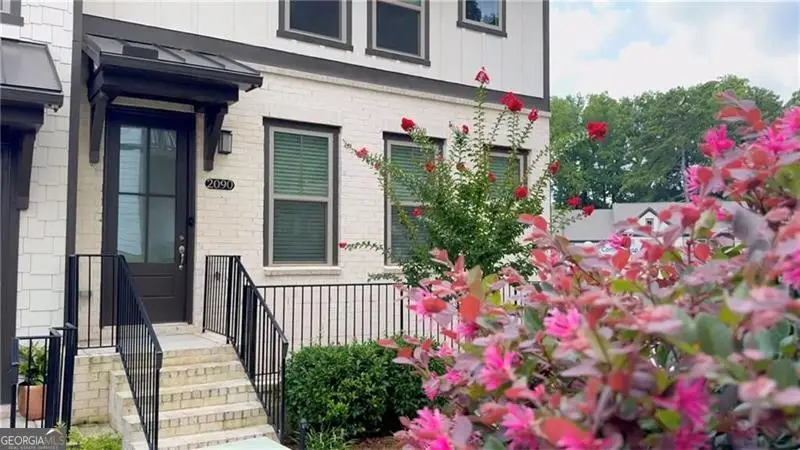 2090 Emmet Park Lane #425, Decatur, GA 30033 - Image #1