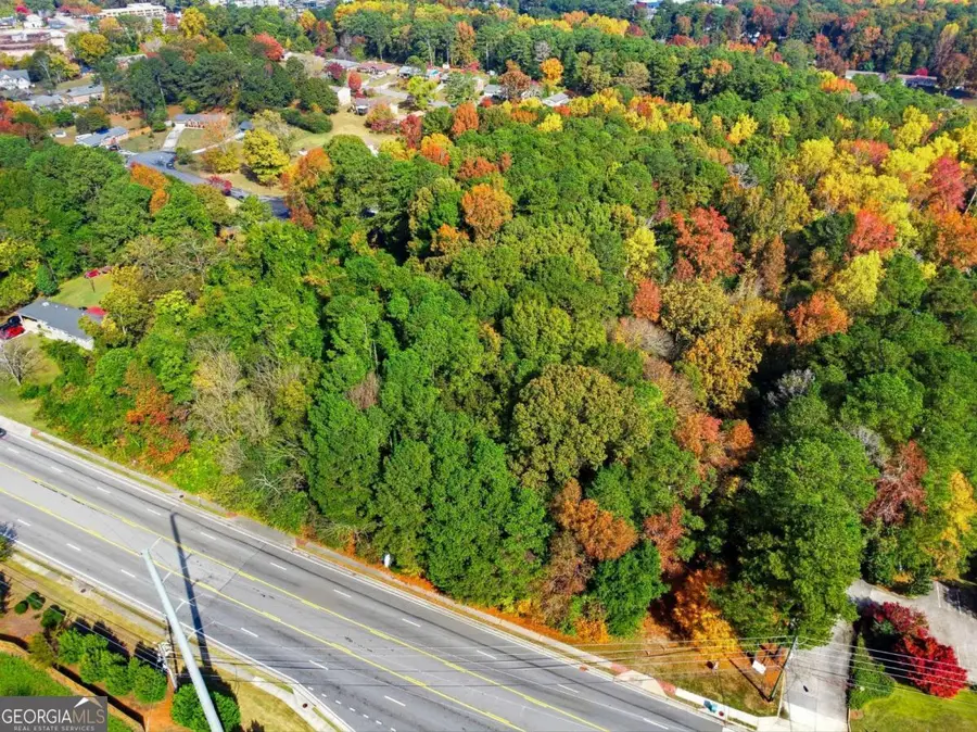 2234 Rockbridge Road, Stone Mountain, GA 30087 - Image #2