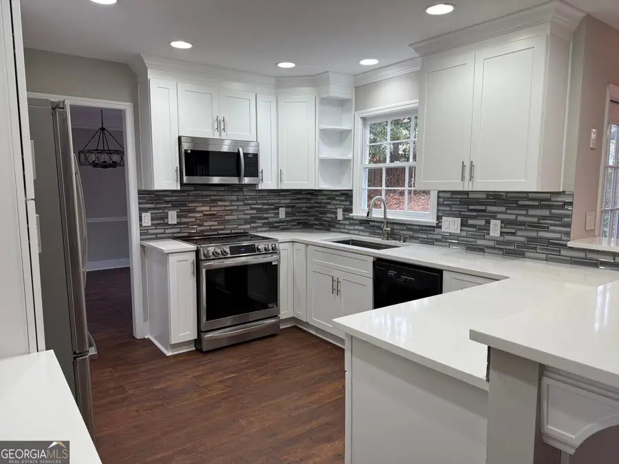 5325 Hillgate Crossing, Alpharetta, GA 30005 - Image #3