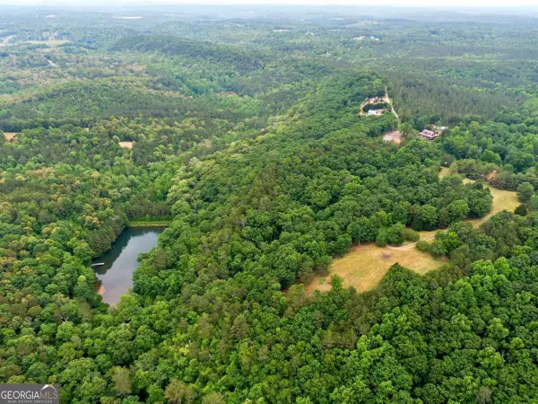 1402 Henderson Mountain Road, Jasper, GA 30143